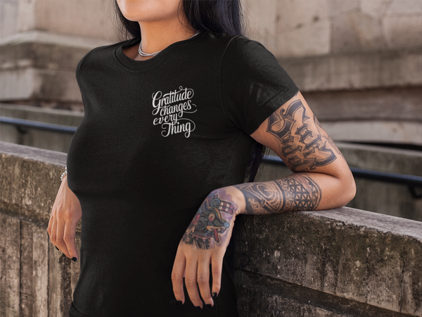 Gratitude Mantra Tee – It’s Just a Plot Twist